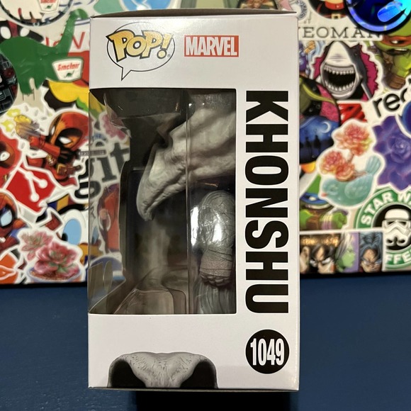 Funko Pop! Marvel #1049 Moon Knight Khonshu GITD (Box Lunch Exclusive) GLOW - Picture 2 of 7